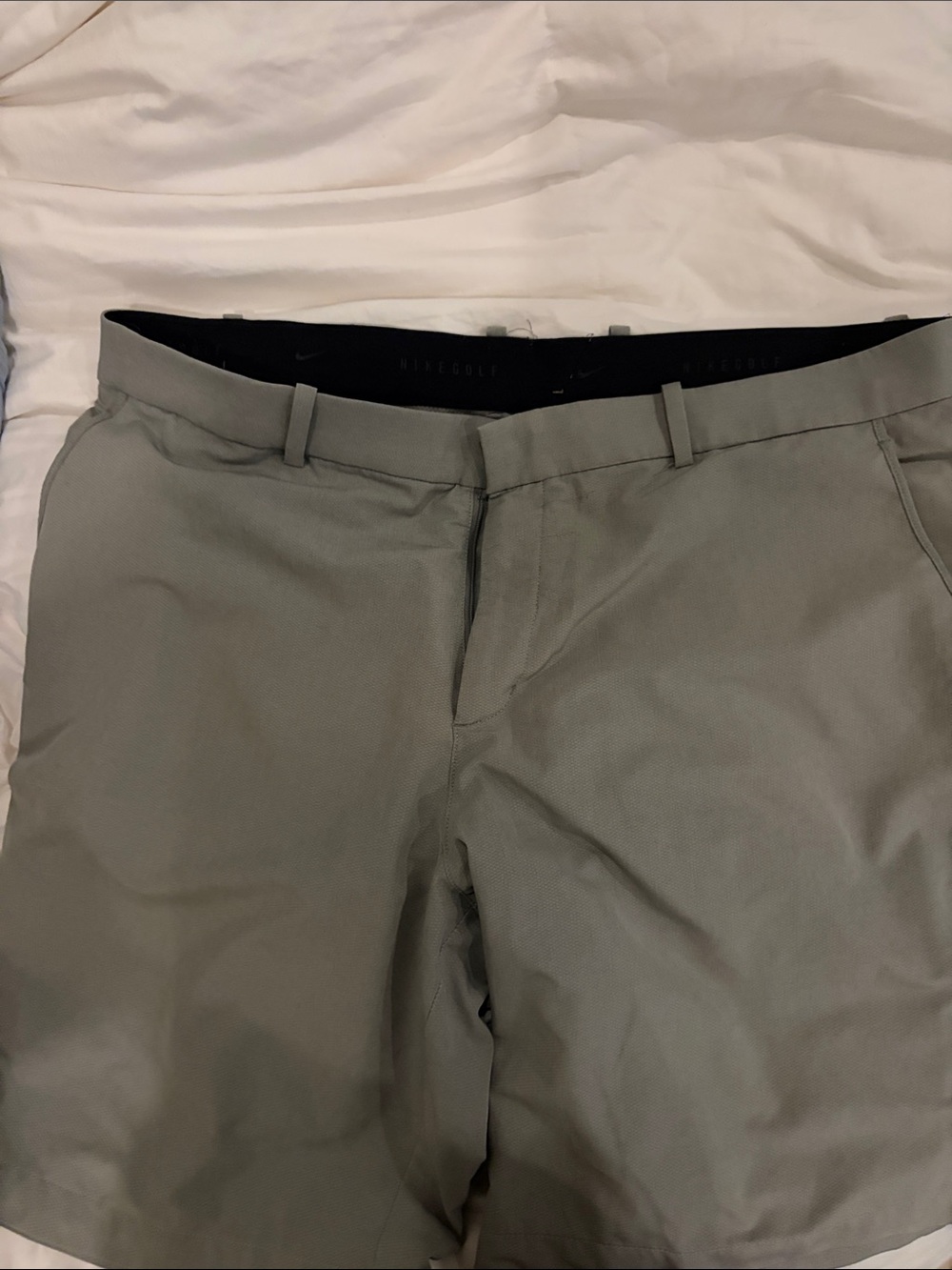 Nike Men’s Flat-Front Golf Shorts in Gray